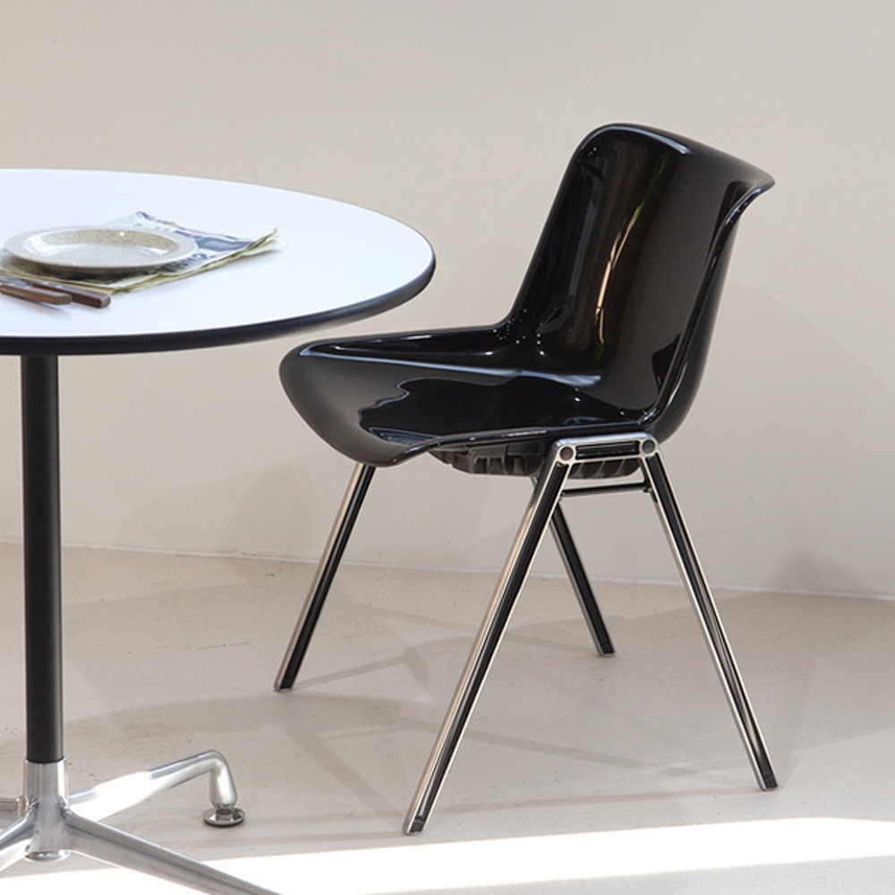영가구이리 디자인 플라스틱 알루미늄 카페 의자