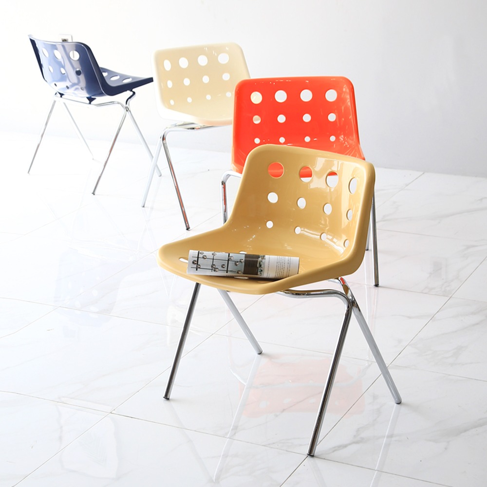 자체브랜드[B급상품] 콰트로 치즈 체어 미드센츄리 디자인 철제 카페 의자 4color